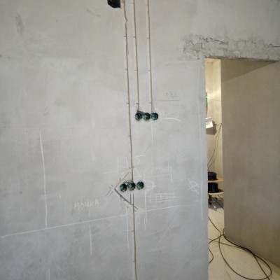 Прокладка силовых и слаботочных сетей