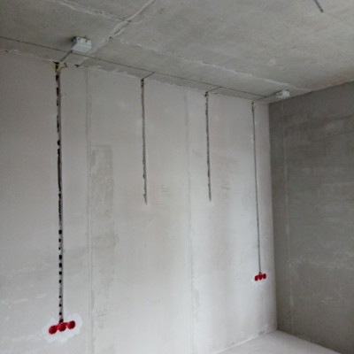 Прокладка силовых и слаботочных сетей